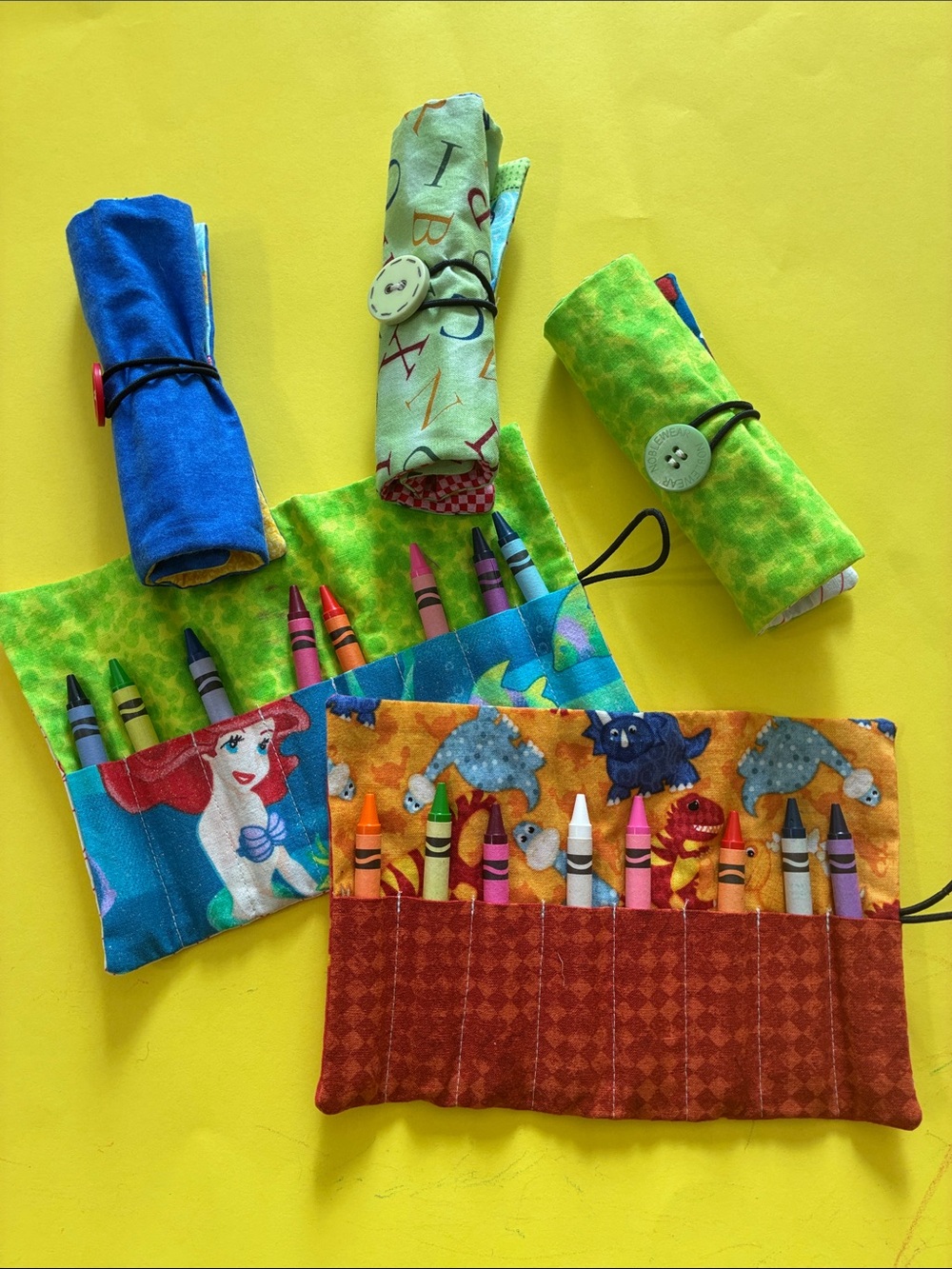 CRAYON ROLL-UP CRAYON POUCHES (5 designs)